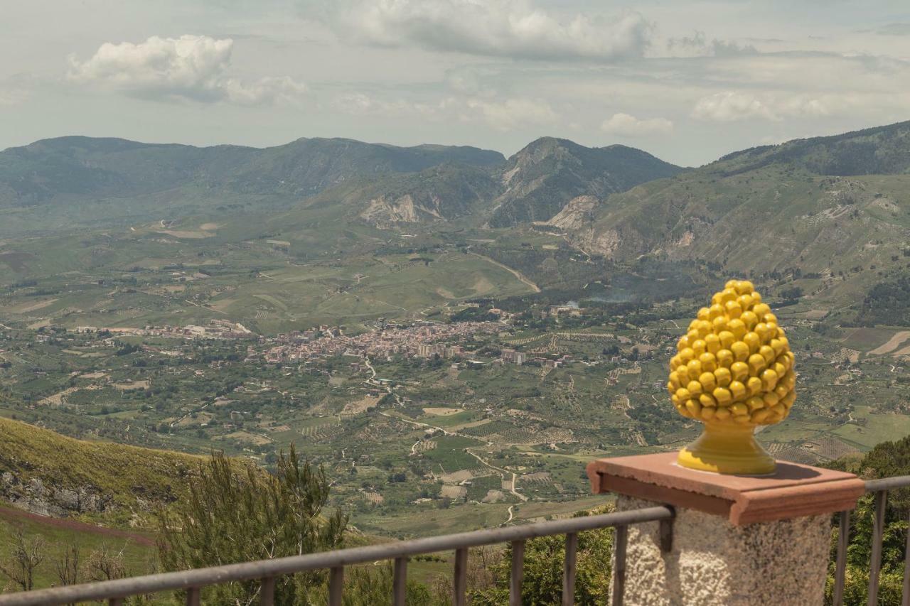 Pigna D'Oro Country Hotel Santo Stefano Quisquina Kültér fotó