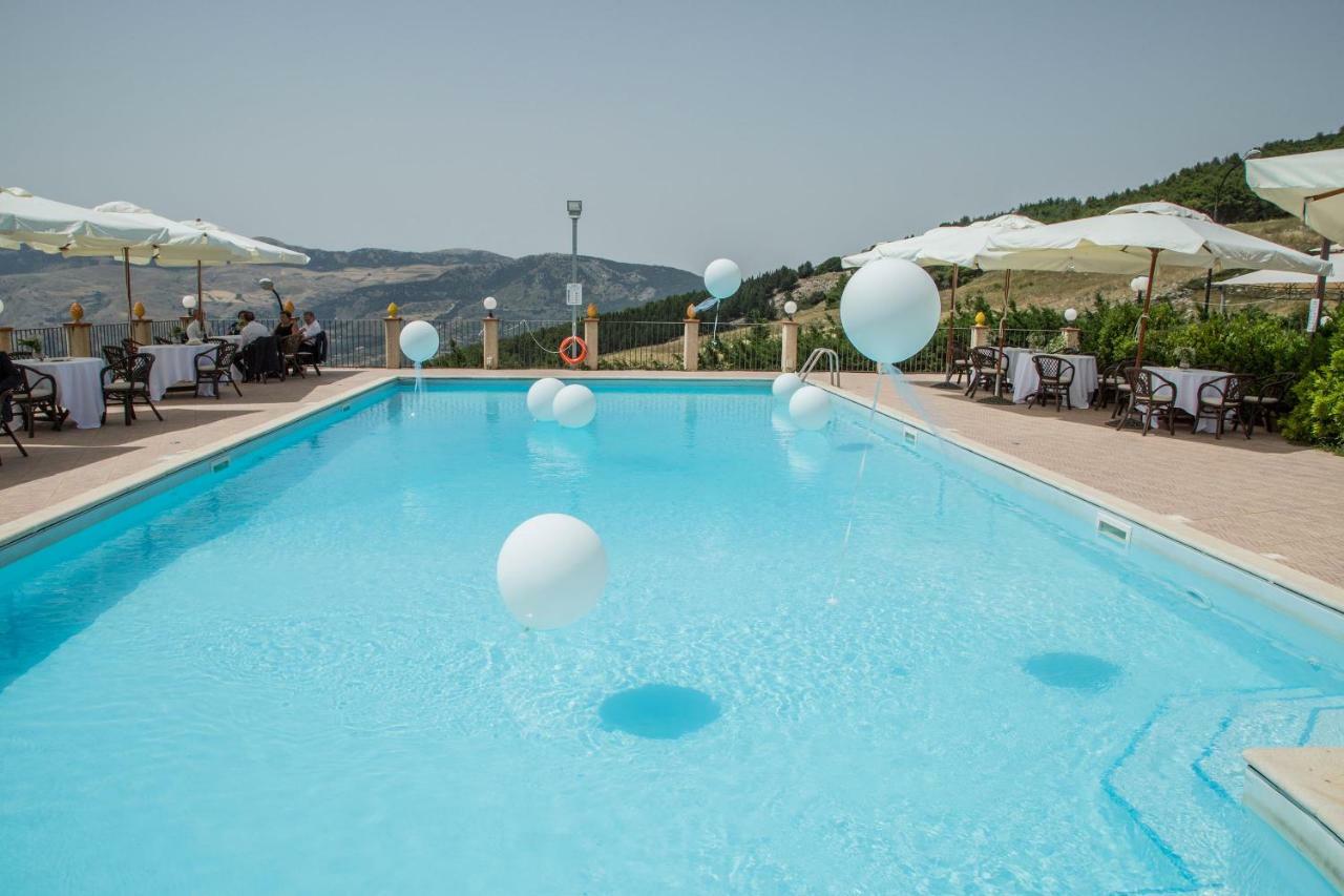 Pigna D'Oro Country Hotel Santo Stefano Quisquina Kültér fotó