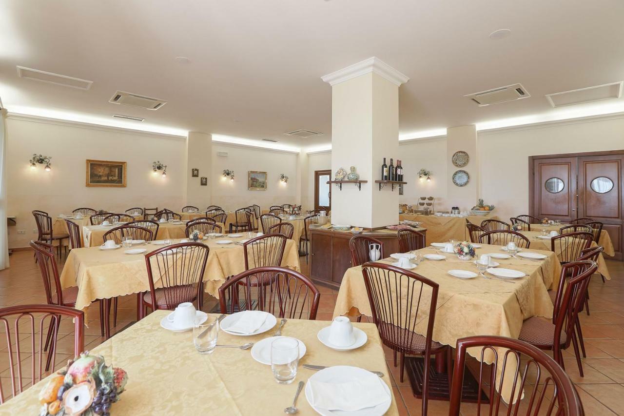 Pigna D'Oro Country Hotel Santo Stefano Quisquina Kültér fotó